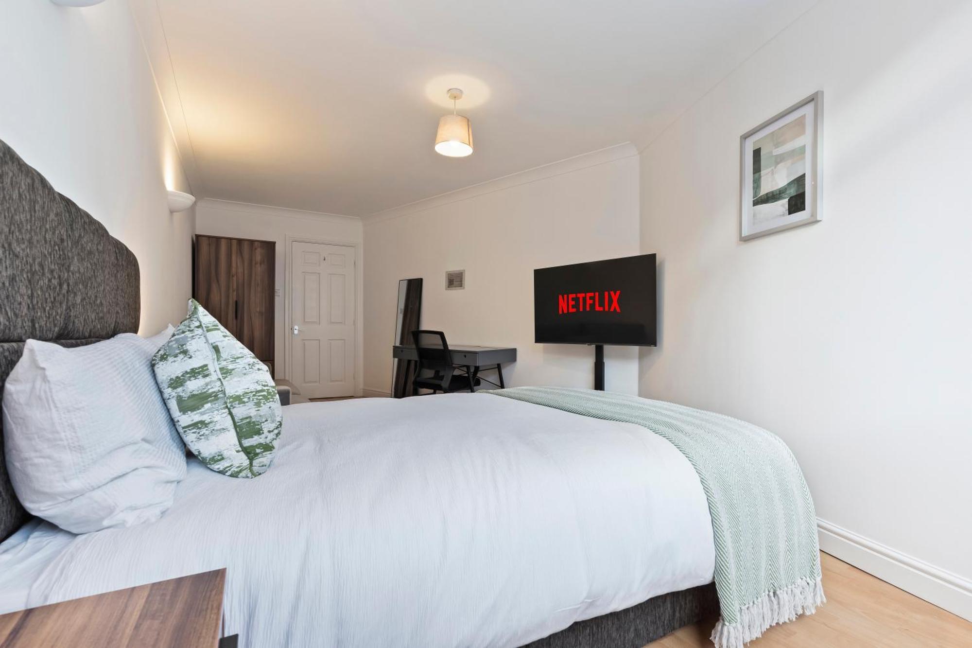 Apartment Centre - Sleeps 5 - Free Parking Leeds (West Yorkshire)